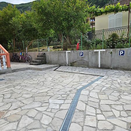 Apartment Vento Di Bocche III Cattaro Esterno foto